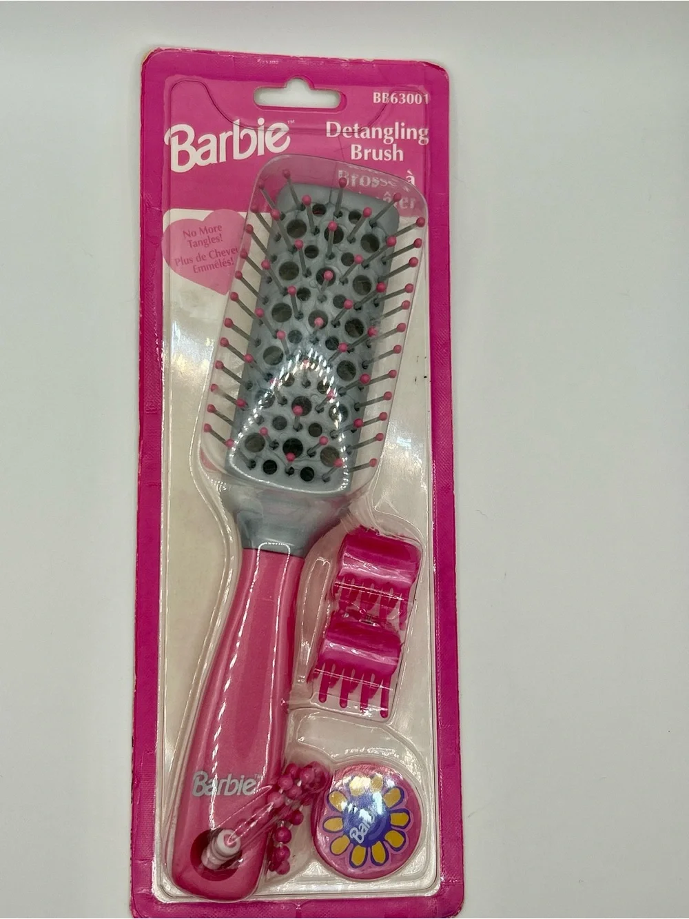 HTF Vintage Y2K Barbie Bright Pink Vent Brush with Matching Pink Clips 1999 NRFP